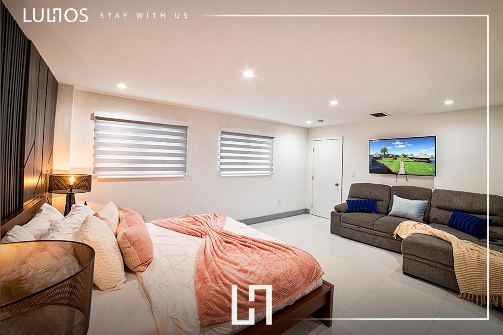 Сasa de vacaciones Cozy Paradise, With Heated Pool, Near Airport In L16 *